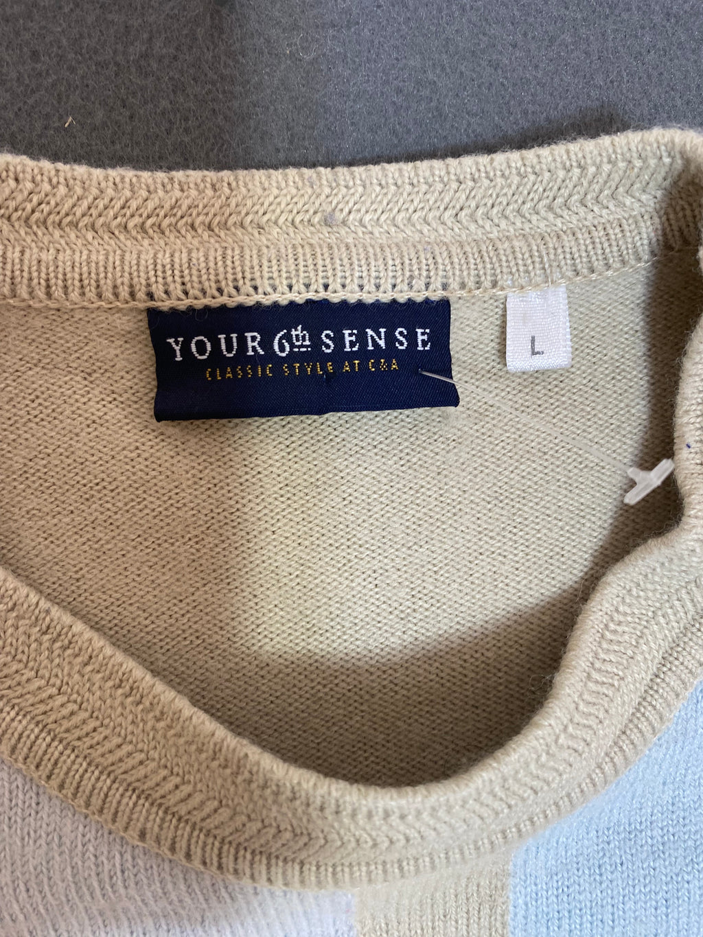 Pull beige à motifs géométriques Your 6th Sense