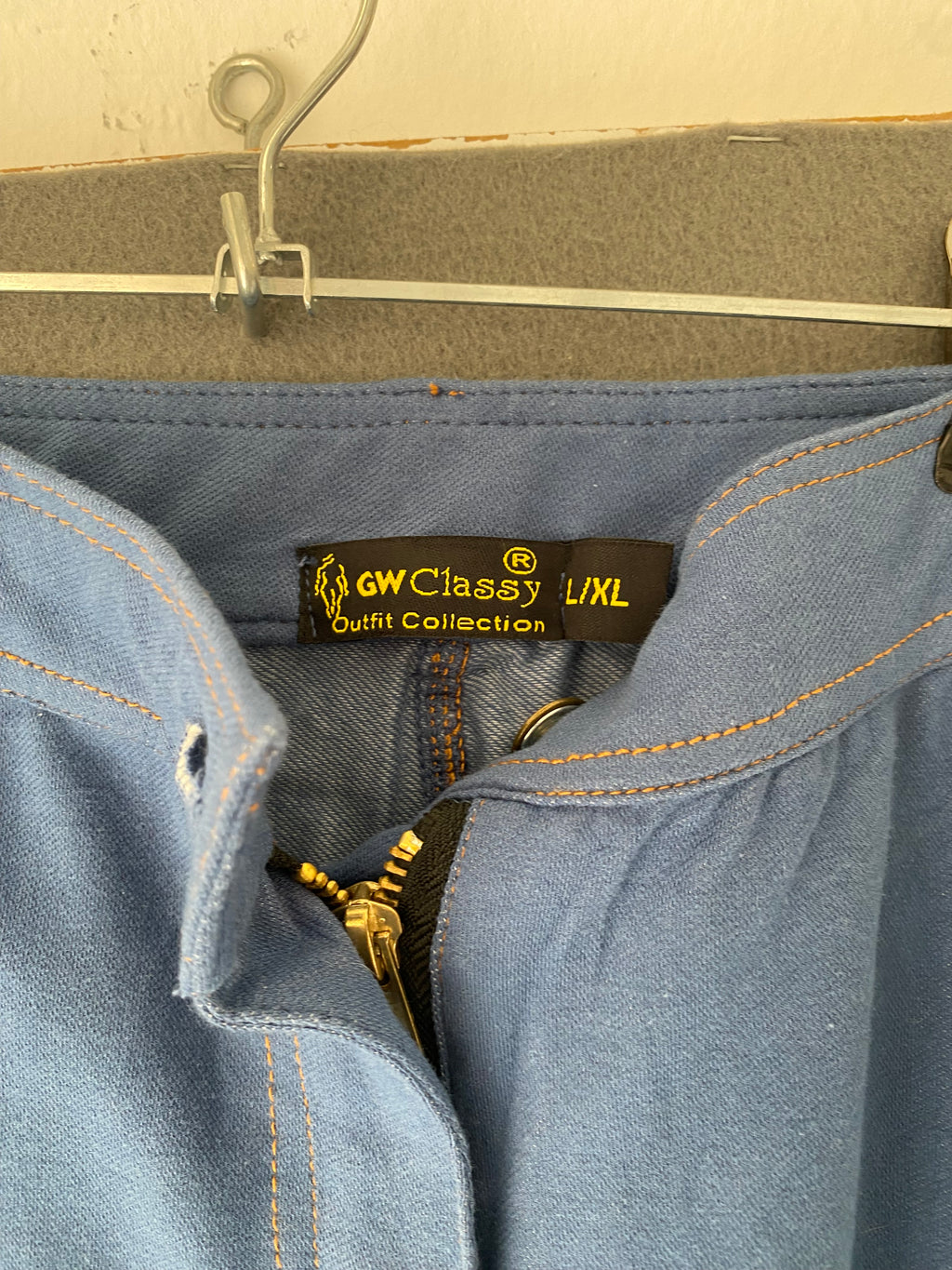 Jegging bleu effet jean à boutons dorés