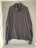 Pull noir oversize à col bénitier