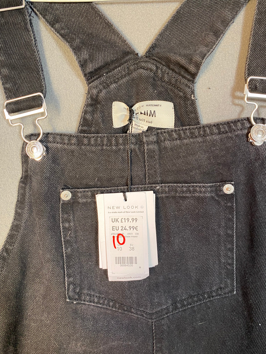 Robe salopette en jean noir délavé