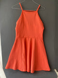 Robe patineuse corail à bretelles