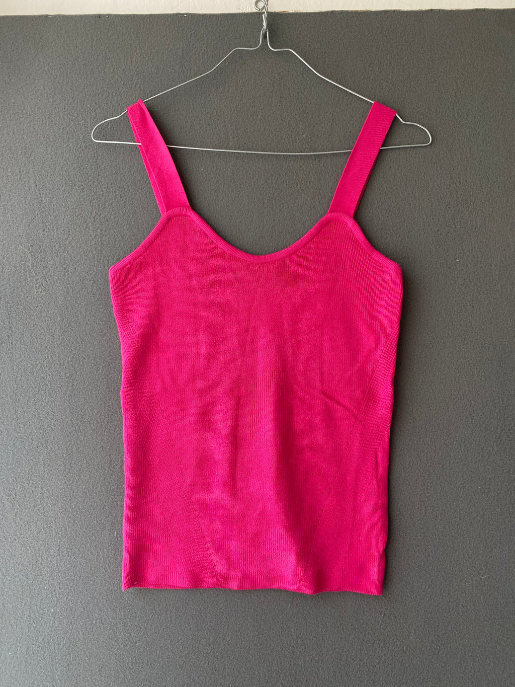 Débardeur en maille côtelée fuchsia