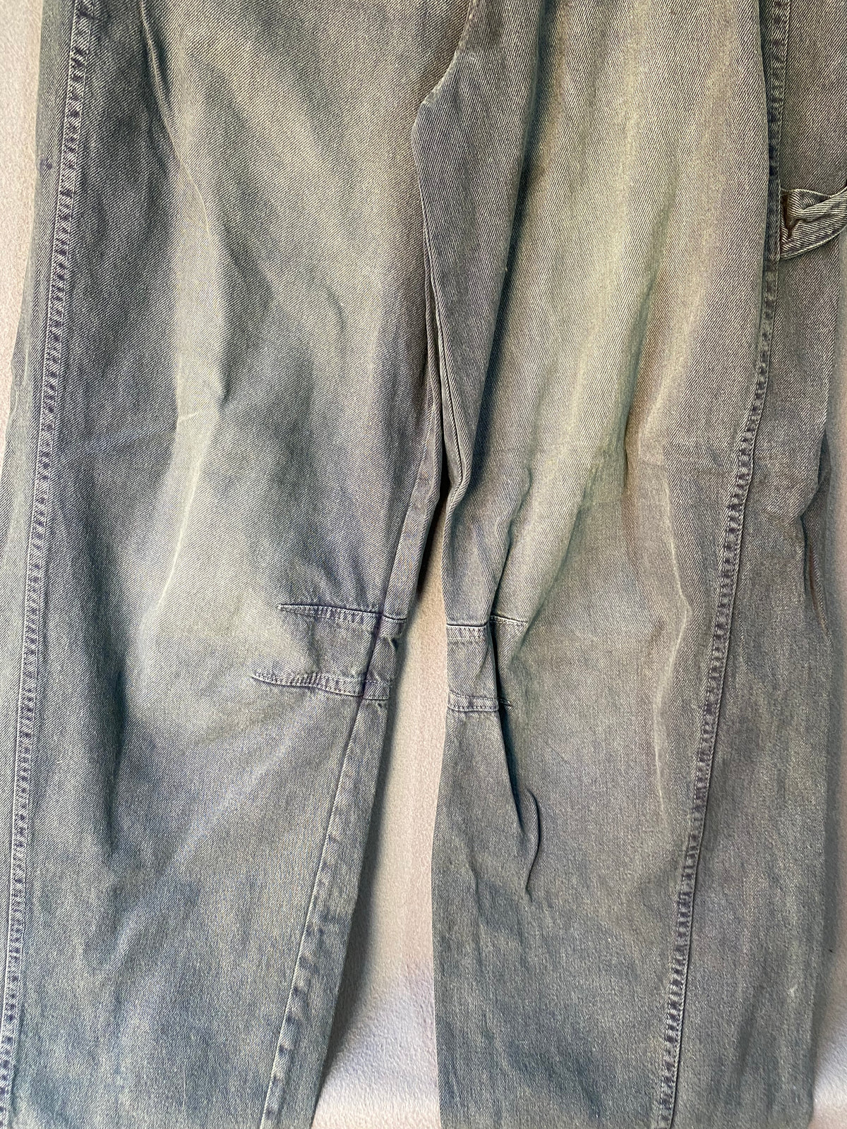 Jean baggy délavé vert-gris