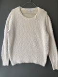 Pull poilu écru à fils dorés