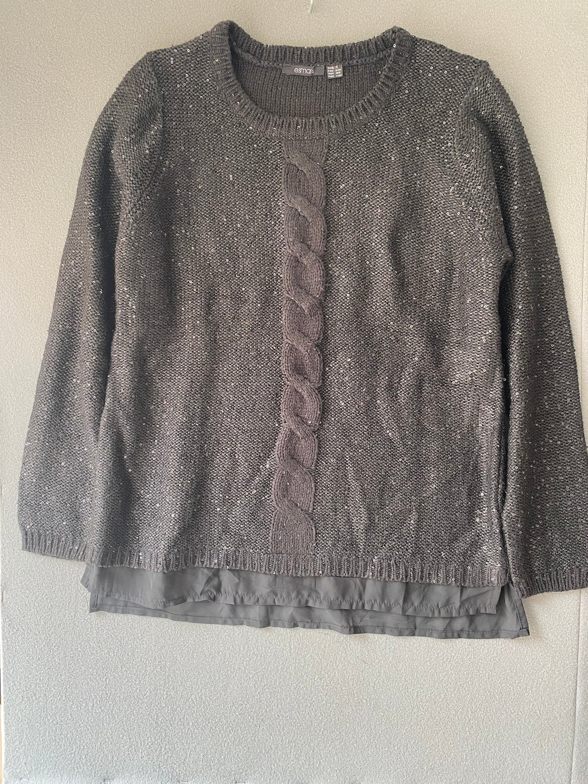 Pull noir à sequins et torsade effet 2 en 1