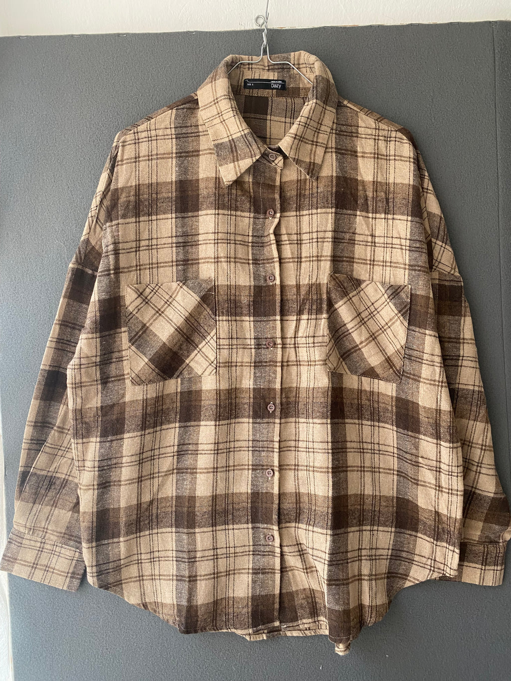 Chemise oversize à carreaux marron et beige