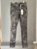 Jean skinny gris délavé neige
