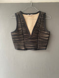 Crop top noir en résille froncée à col V
