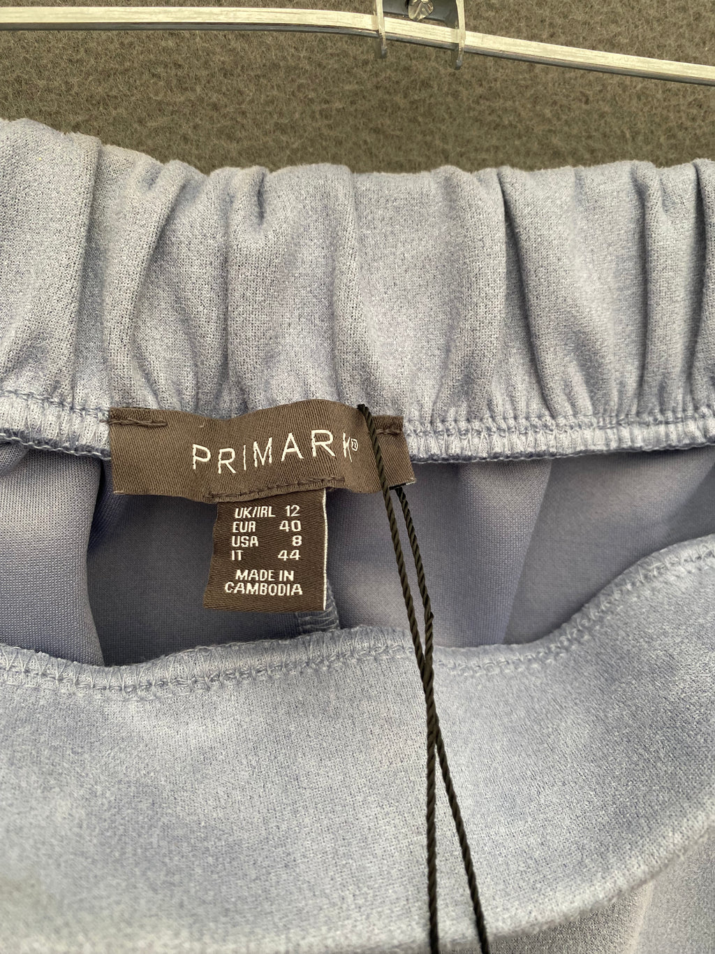 Pantalon en suédine bleu ciel à pinces