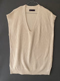Pull sans manches écru à col V