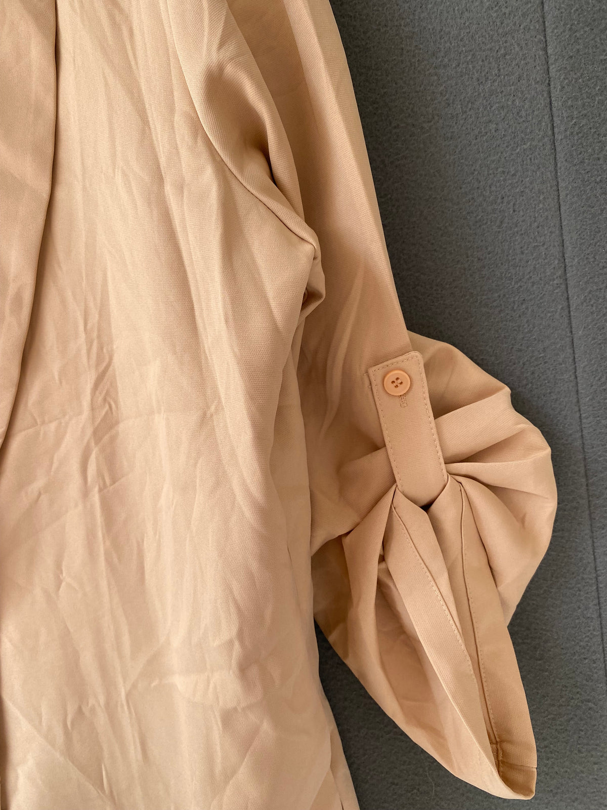 Blazer oversize beige à manches retroussables