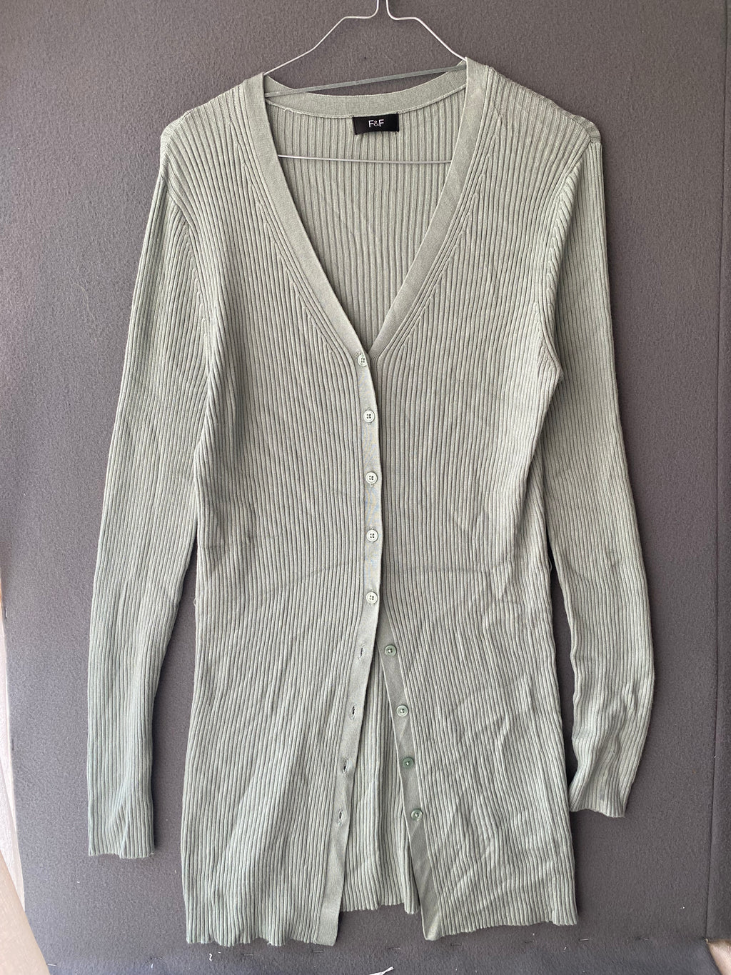Gilet long côtelé vert sauge