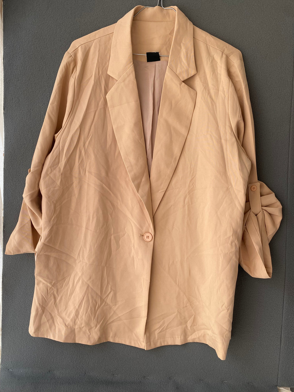 Blazer oversize beige à manches retroussables