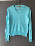 Pull col V turquoise en maille douce