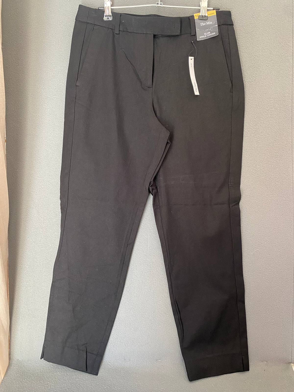 Pantalon slim noir longueur cheville