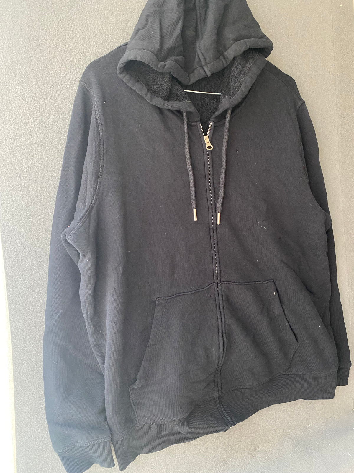 Sweat zippé à capuche noir