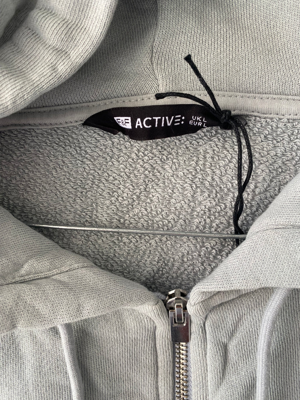Sweat zippé court à capuche gris clair