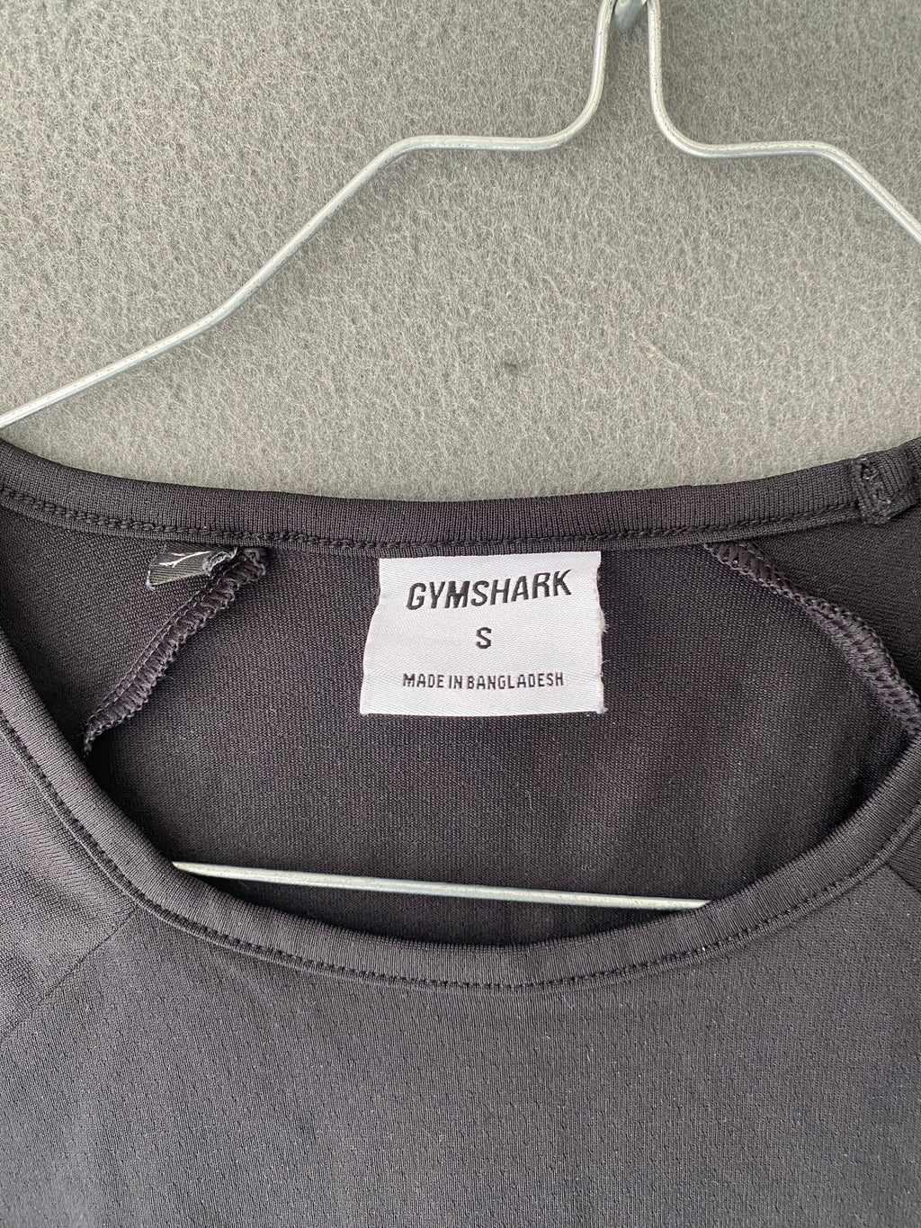 Crop top de sport noir à manches longues