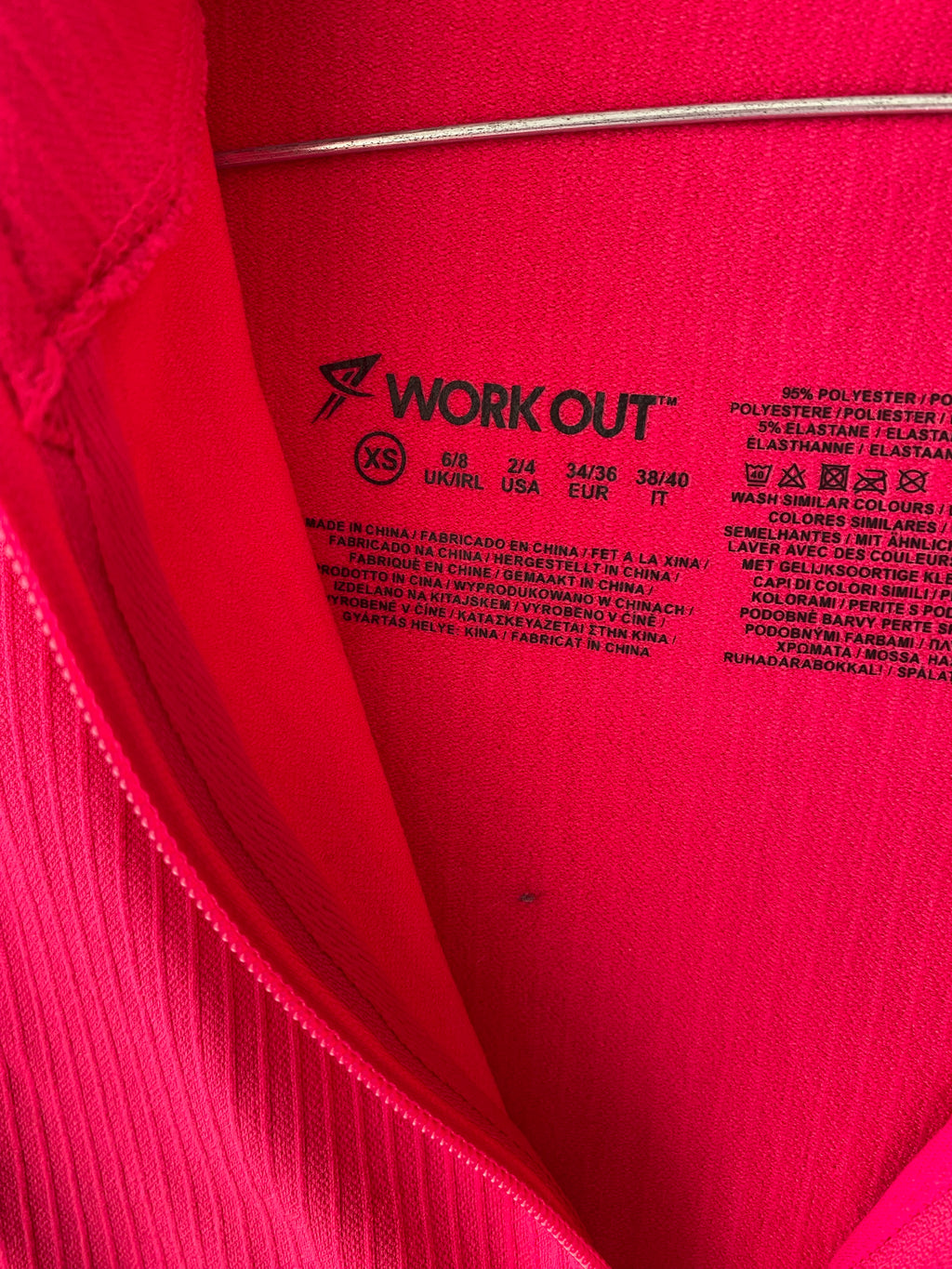 Veste courte zippée côtelée fuchsia