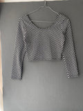 Crop top damier noir et blanc à manches longues
