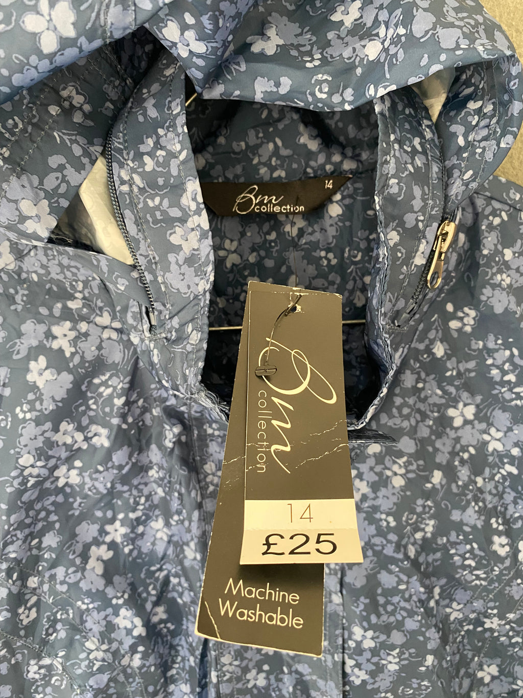 Imperméable léger à capuche fleuri bleu