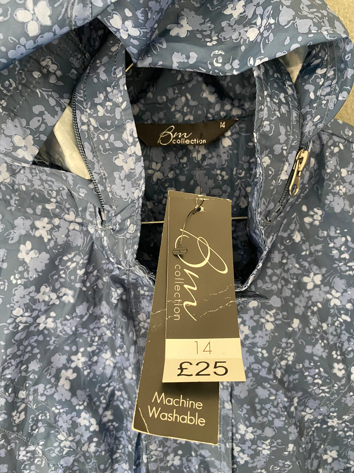 Imperméable léger à capuche fleuri bleu