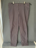 Pantalon fuselé à imprimé graphique noir et blanc