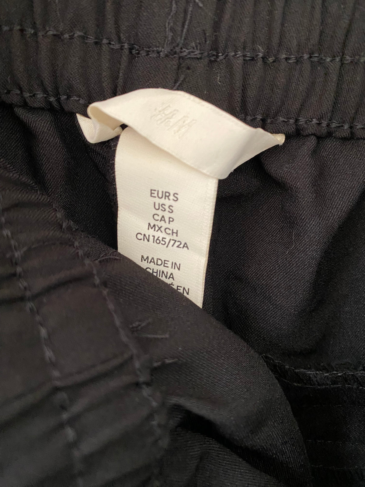 Pantalon large noir à taille élastique