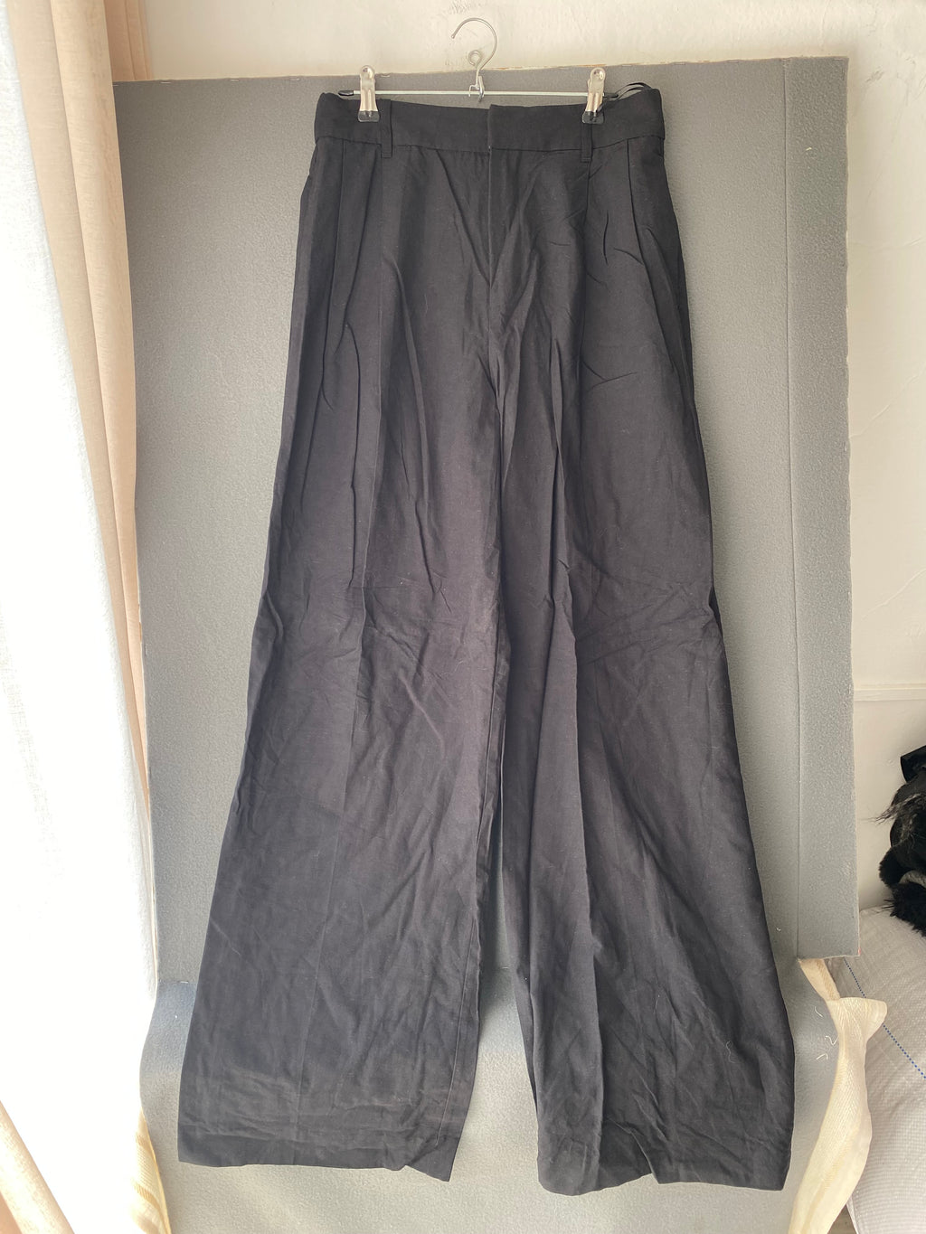 Pantalon large noir à pinces